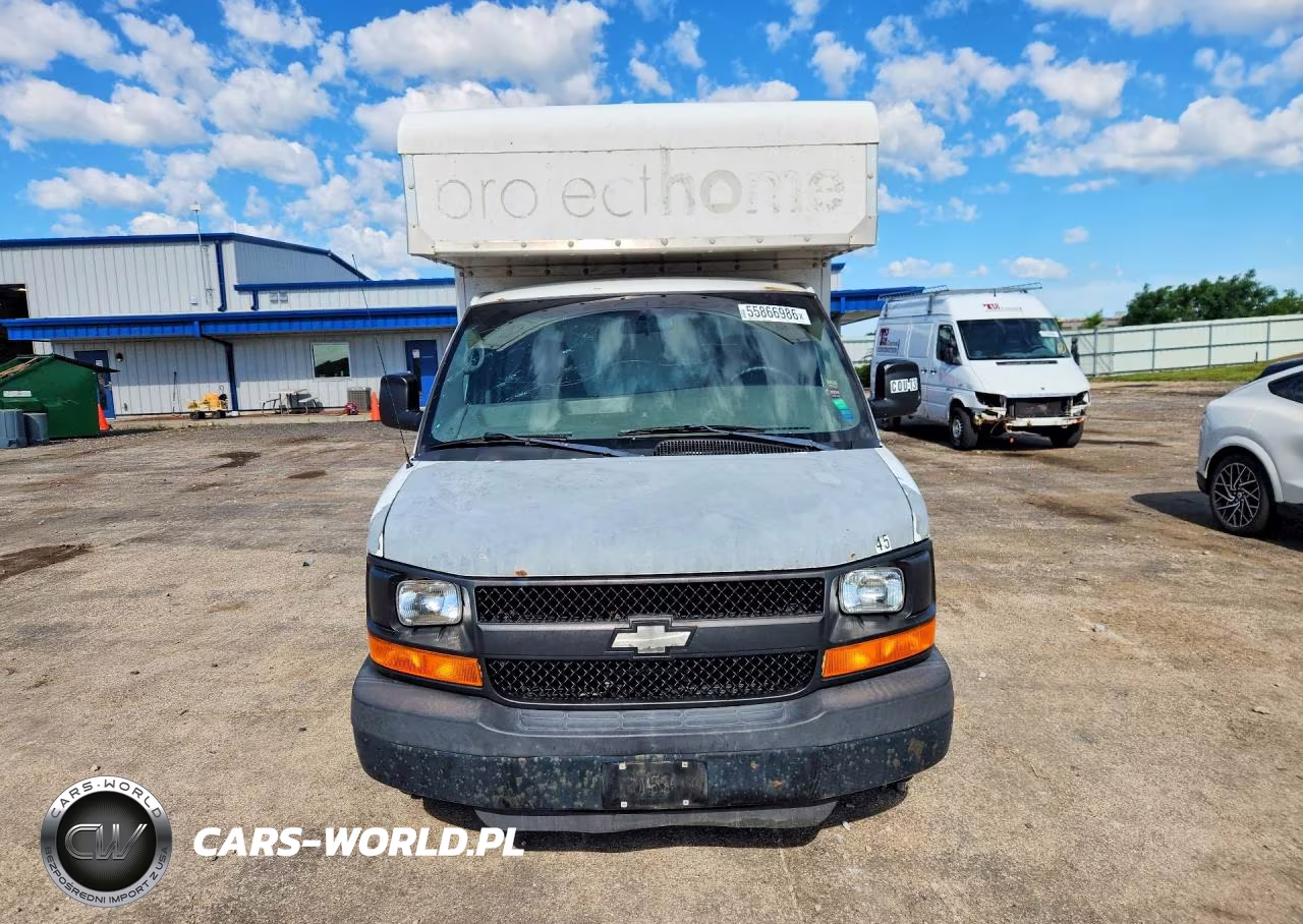 2009 Chevrolet Express Box Truck VIN:1GBHG31K091180205 - 5