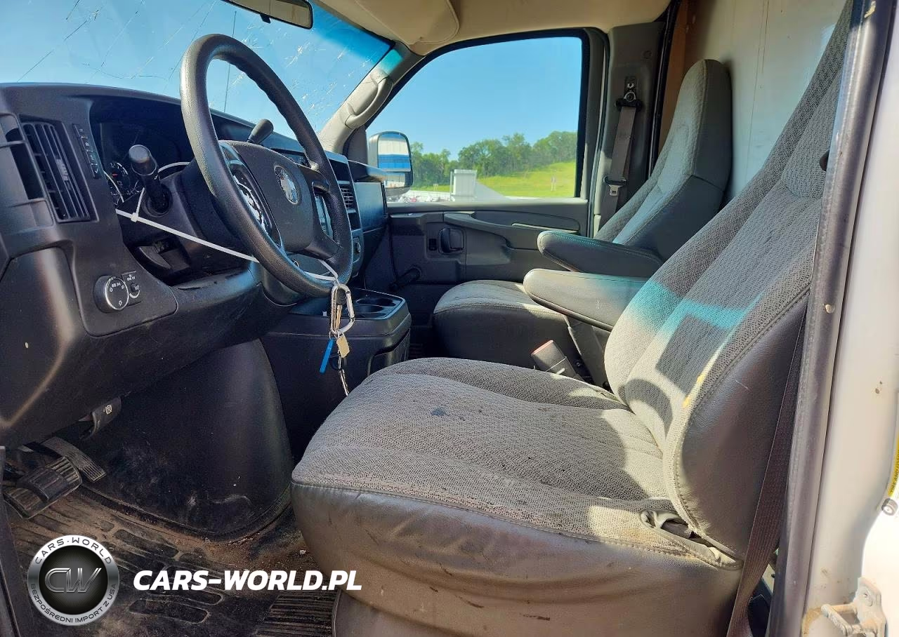 2009 Chevrolet Express Box Truck VIN:1GBHG31K091180205 - 7
