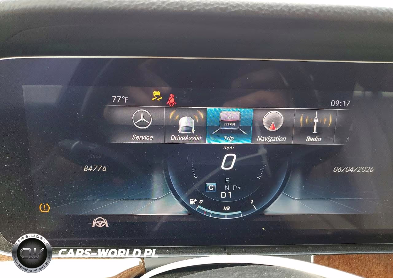 2018 Mercedes-Benz E 400 4Matic VIN:WDDZF6GB6JA380057 - 9