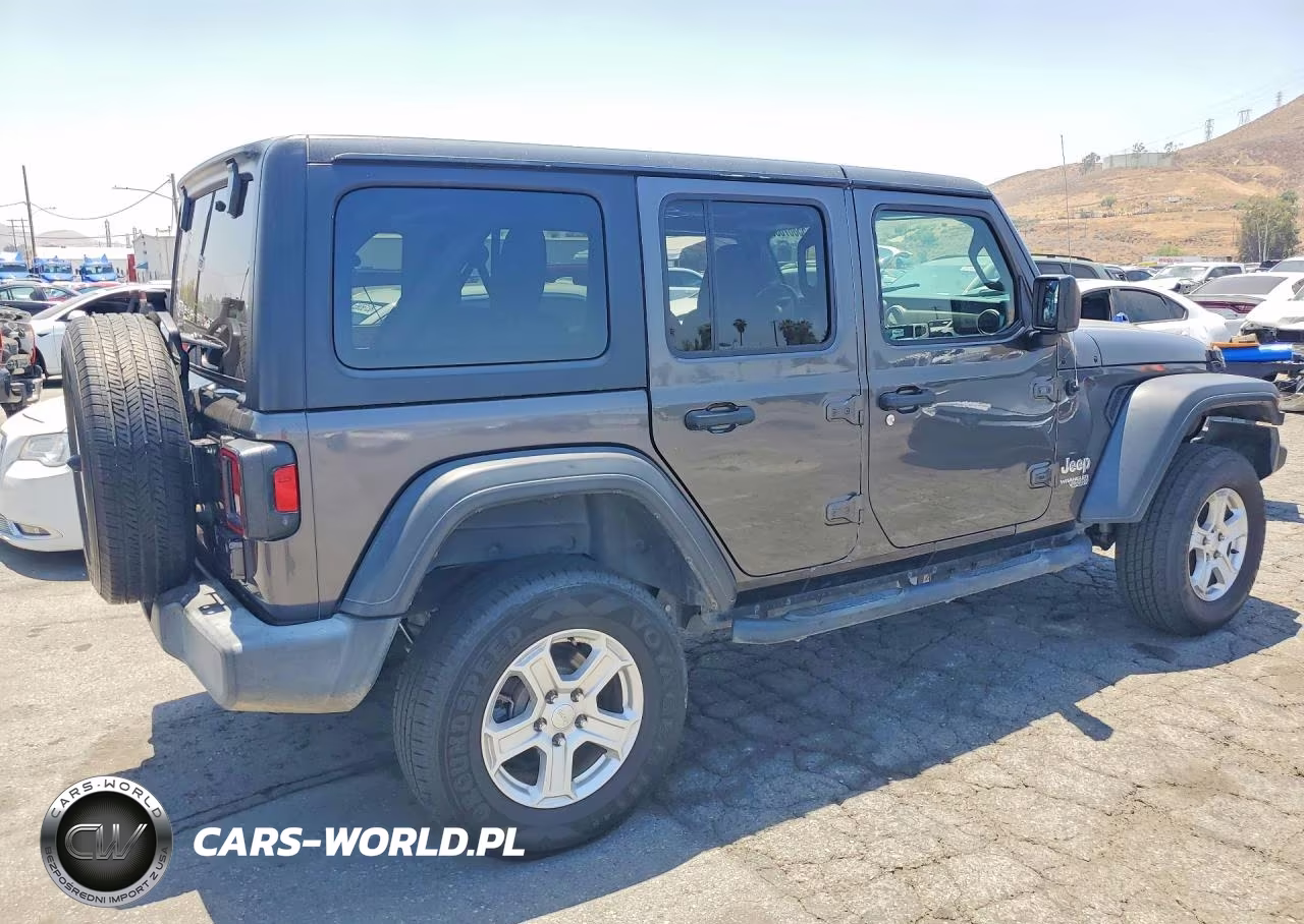2018 Jeep Wrangler Unlimited Sport VIN:1C4HJXDNXJW145348 - 3
