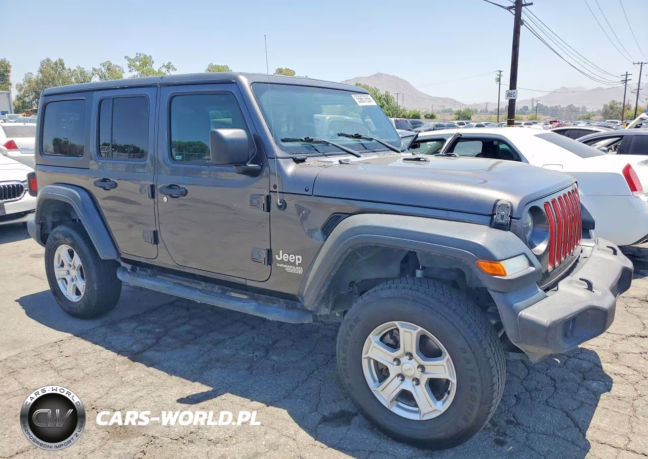 2018 Jeep Wrangler Unlimited Sport VIN:1C4HJXDNXJW145348 - 4