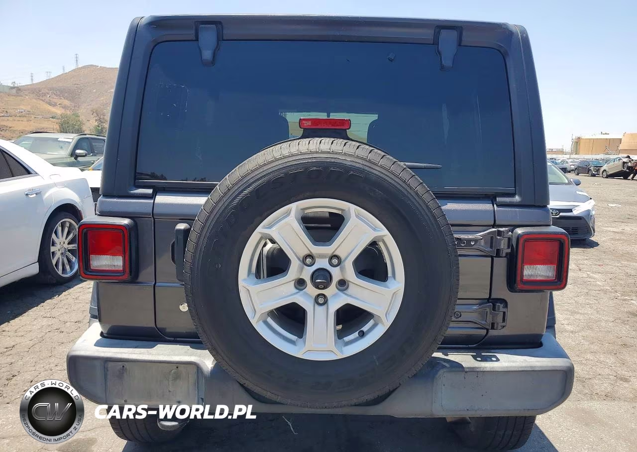 2018 Jeep Wrangler Unlimited Sport VIN:1C4HJXDNXJW145348 - 6