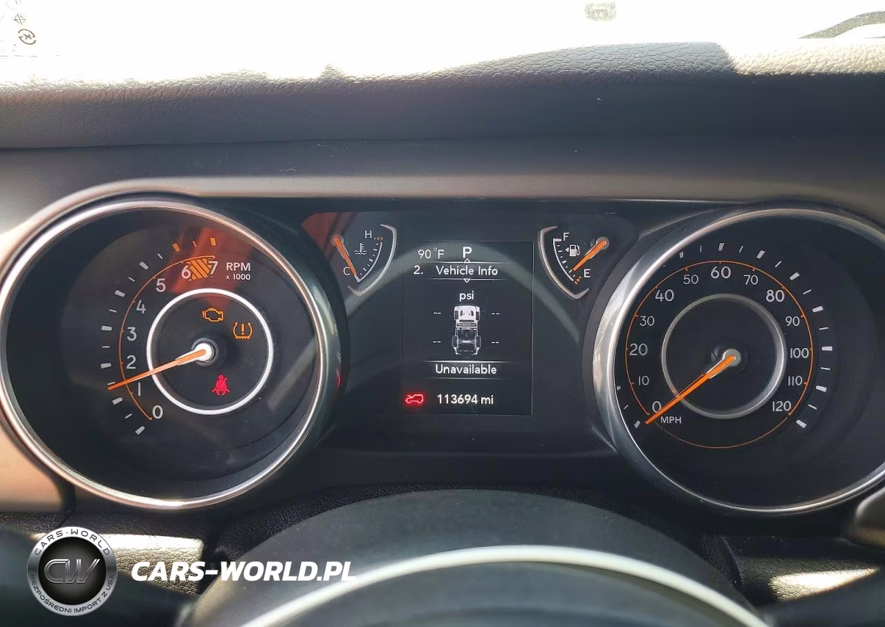 2018 Jeep Wrangler Unlimited Sport VIN:1C4HJXDNXJW145348 - 9