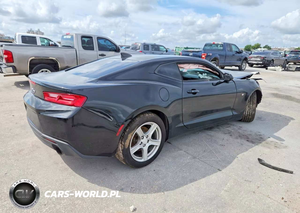 2018 Chevrolet Camaro Ls VIN:1G1FA1RX2J0157844 - 3