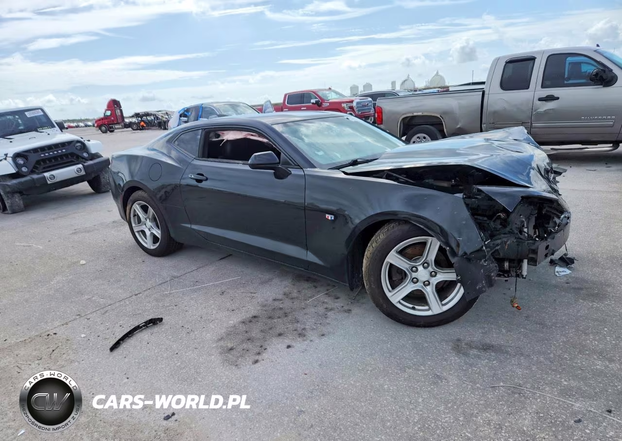 2018 Chevrolet Camaro Ls VIN:1G1FA1RX2J0157844 - 4