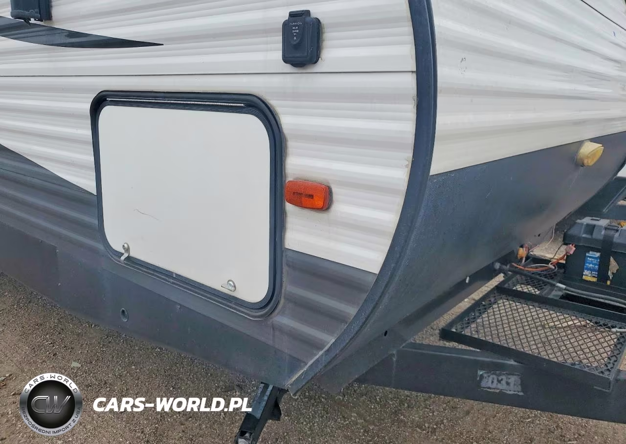 2018 Keystone Rubicon Camper VIN:4YDT25128JH985040 - 8
