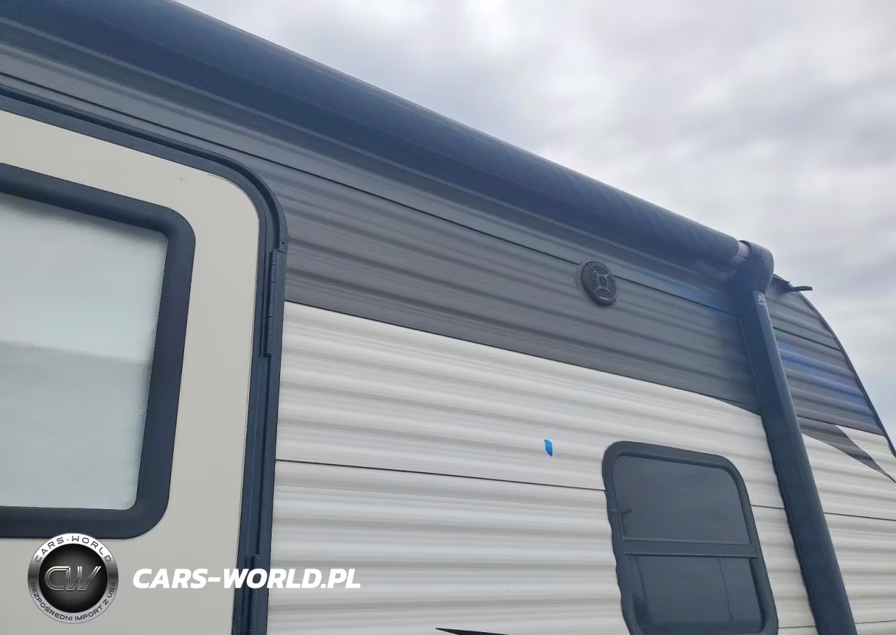 2018 Keystone Rubicon Camper VIN:4YDT25128JH985040 - 9