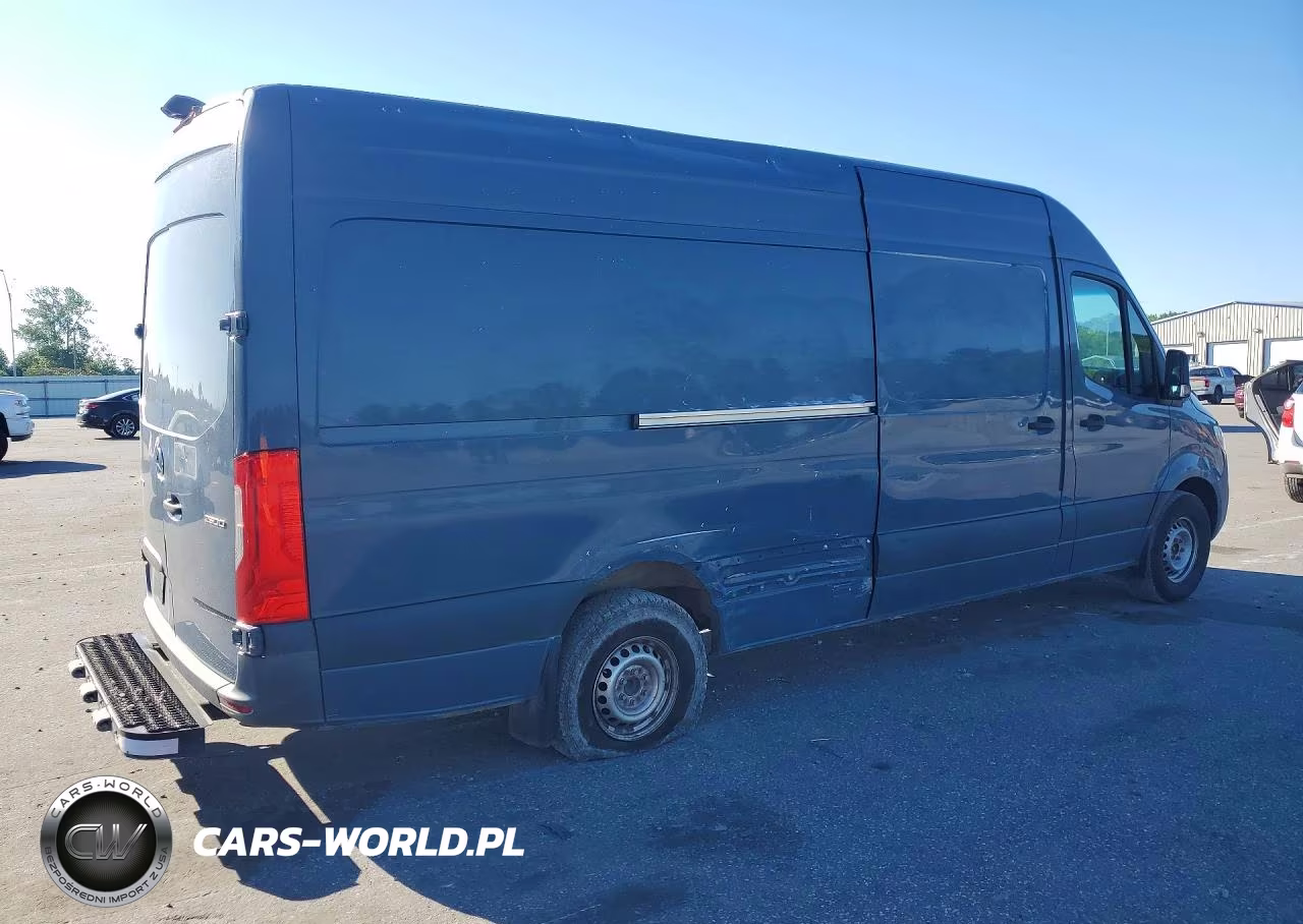 2021 Mercedes-Benz Sprinter 2500 VIN:W1Y40CHY2MT071357 - 3