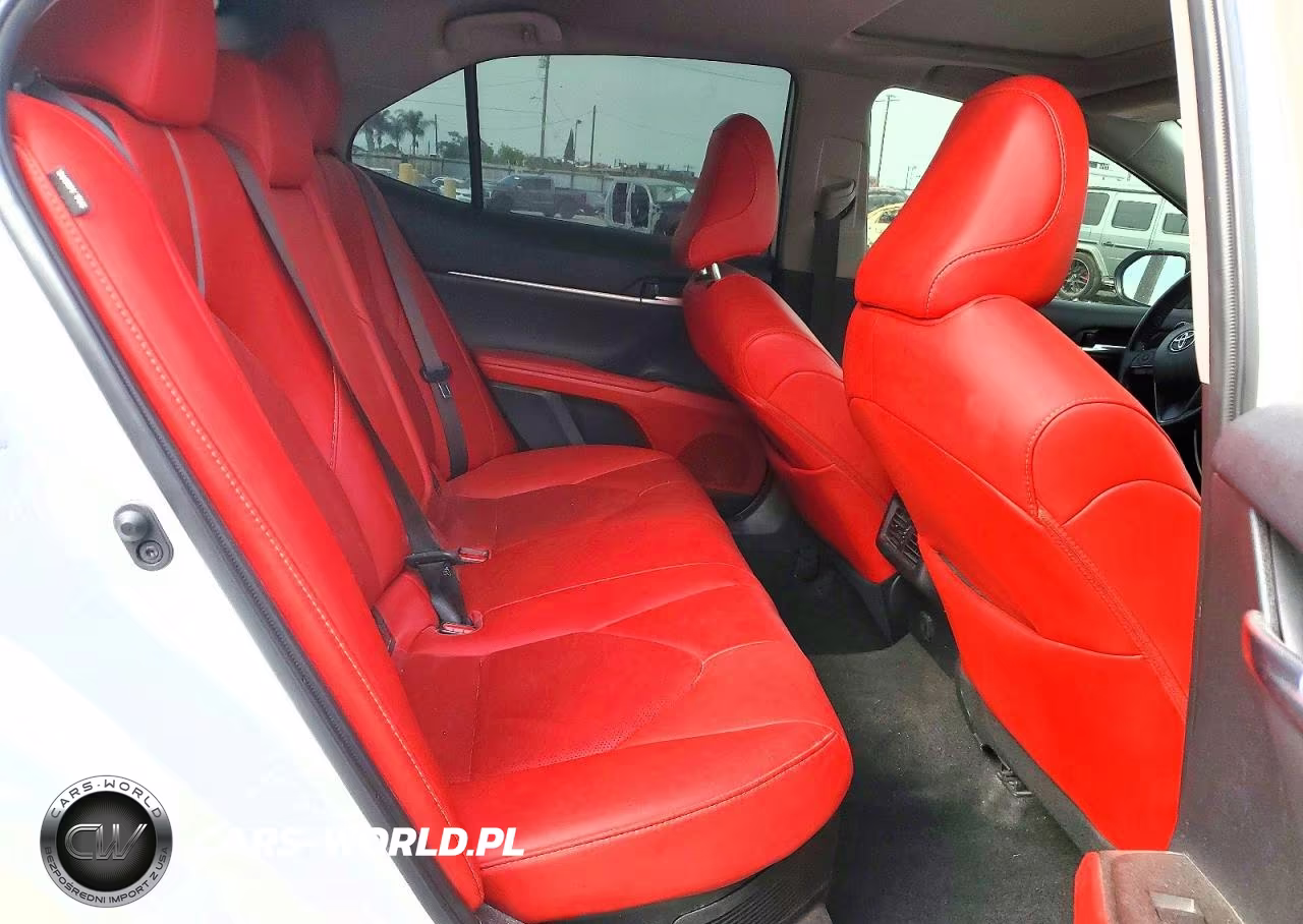2023 Toyota Camry Xse VIN:4T1K31AK8PU057907 - 10
