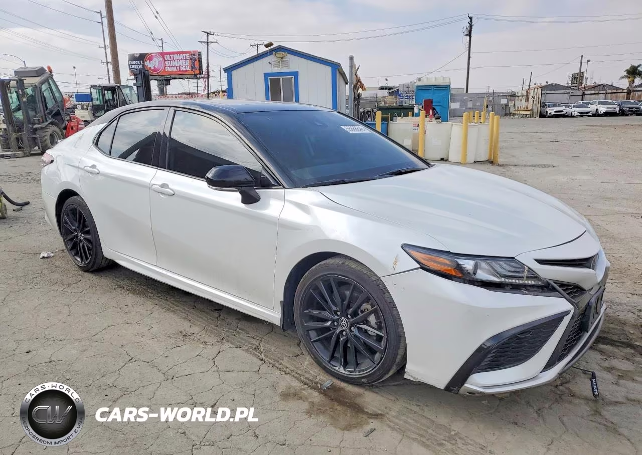 2023 Toyota Camry Xse VIN:4T1K31AK8PU057907 - 4