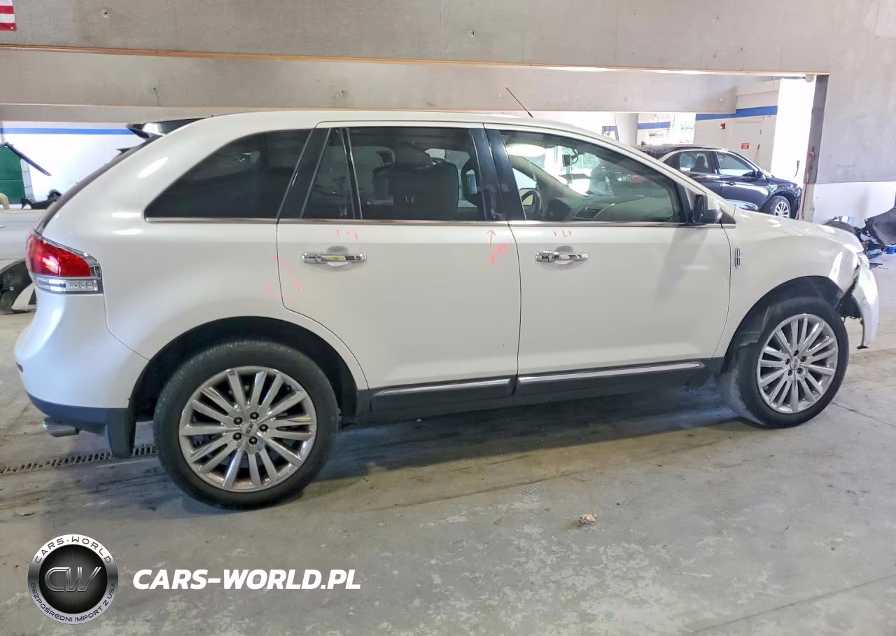 2011 Lincoln Mkx VIN:2LMDJ8JK0BBJ20377 - 3
