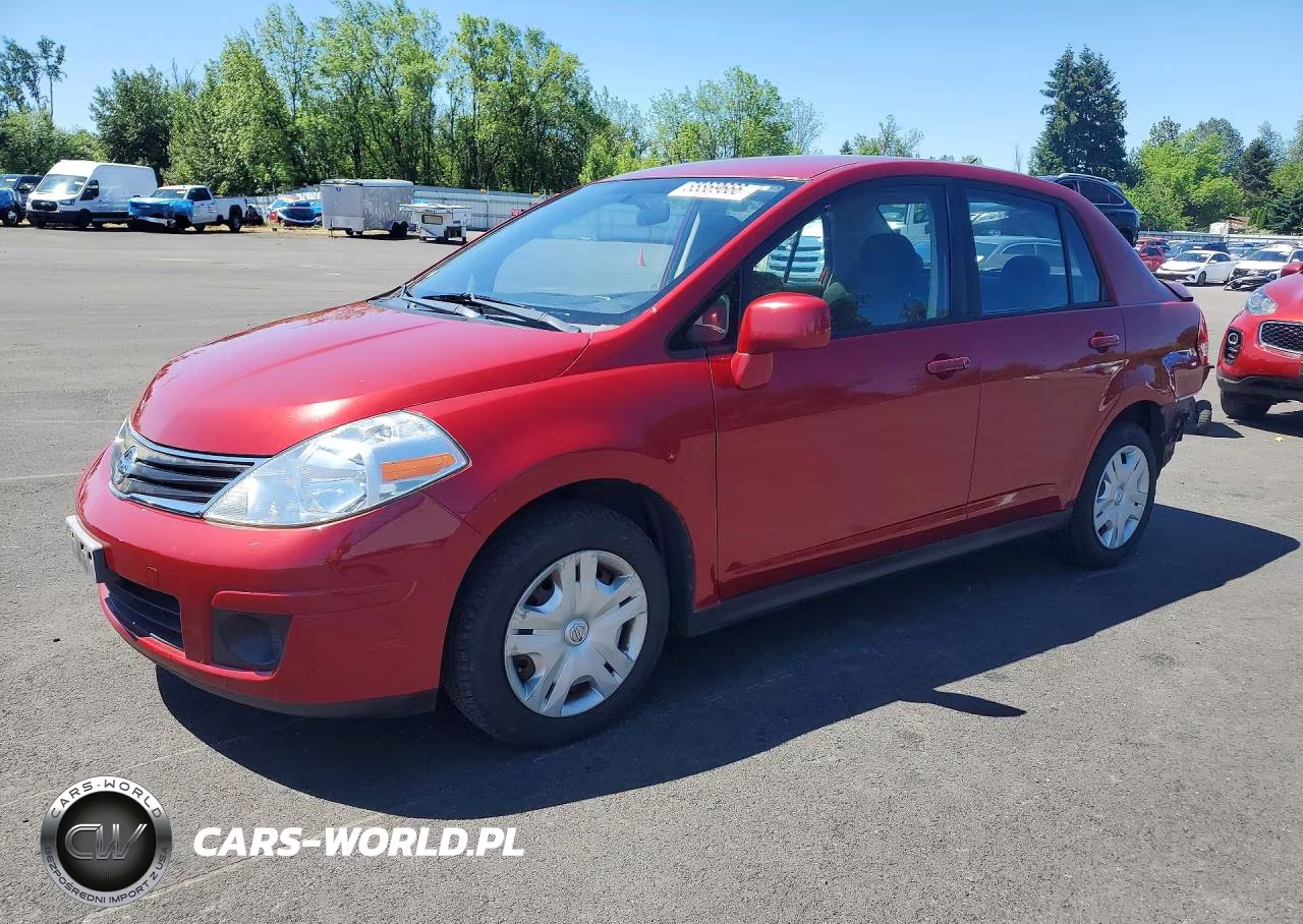 2011 Nissan Versa 1.8 S