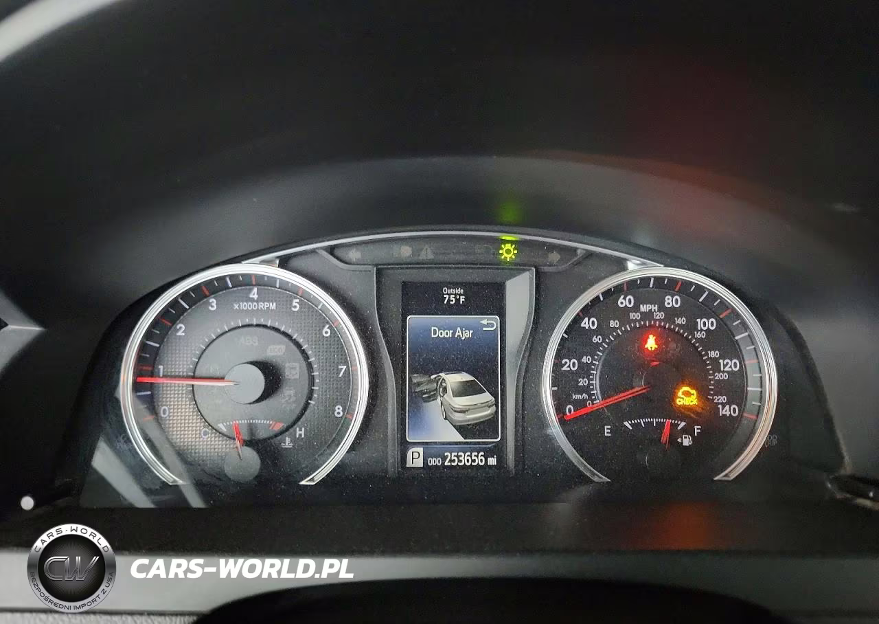 2015 Toyota Camry Se VIN:4T1BF1FK8FU023075 - 9