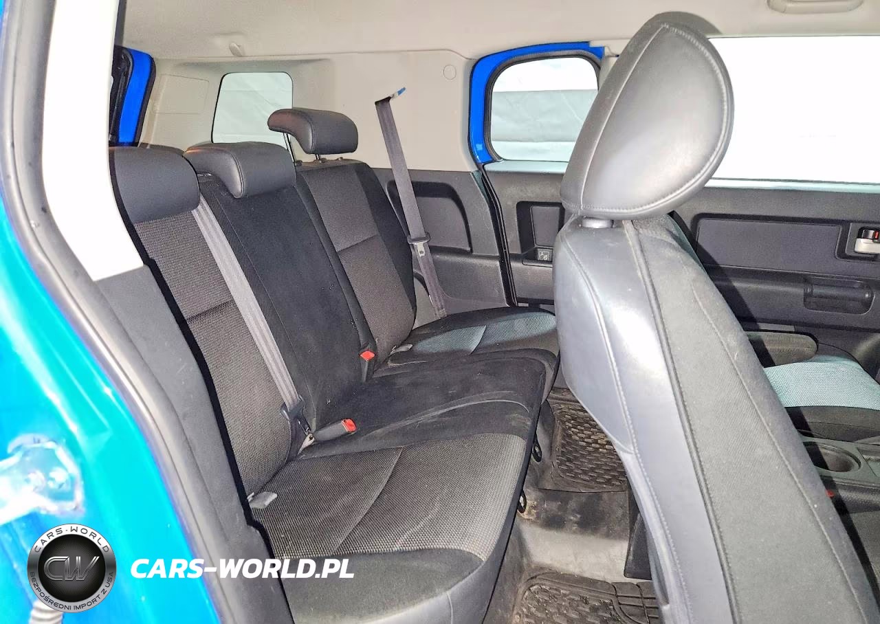 2007 Toyota Fj Cruiser Base VIN:JTEBU11F470008453 - 11