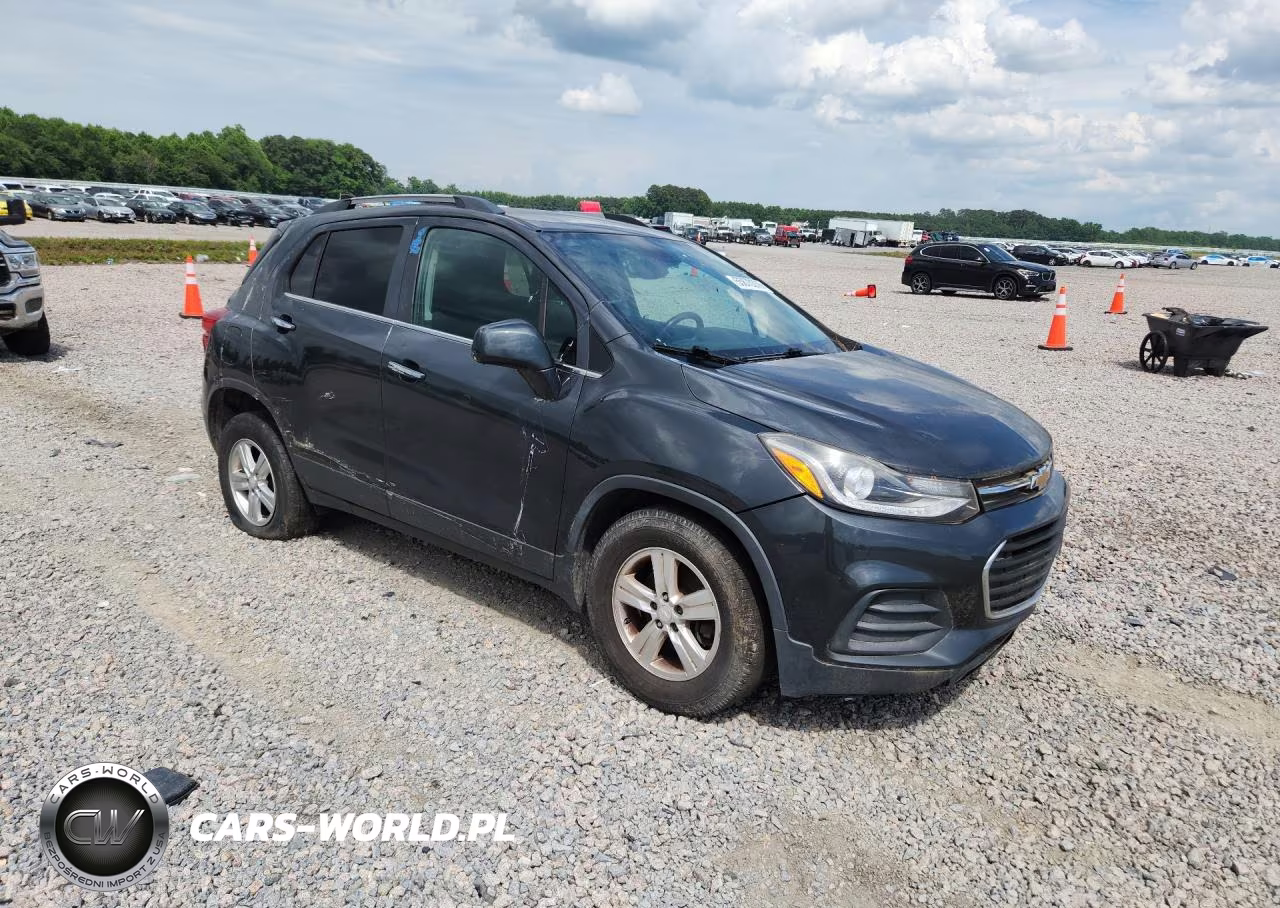 2017 Chevrolet Trax 1Lt VIN:3GNCJLSB2HL266829 - 4