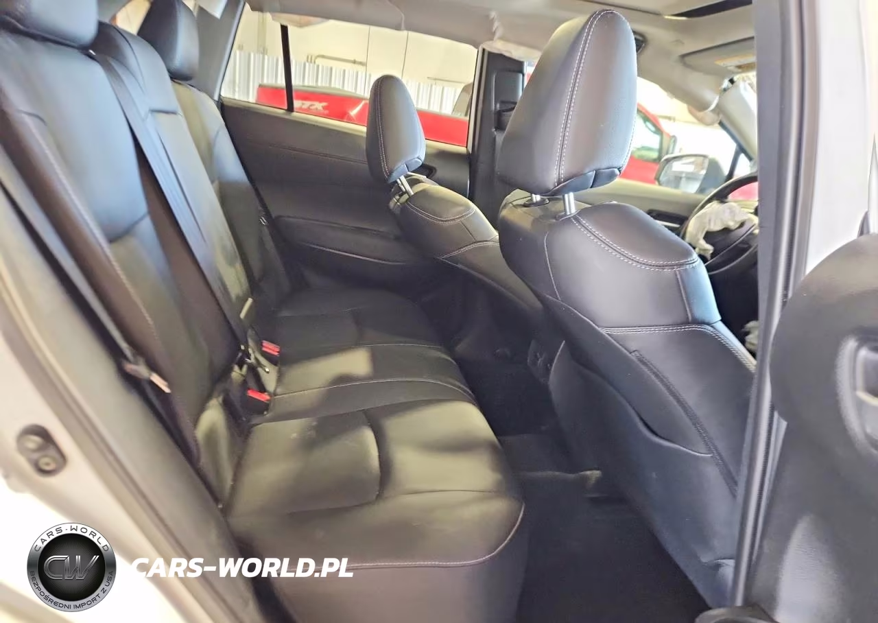 2023 Toyota Corolla Cross Xle VIN:7MUDAABG4PV050587 - 11
