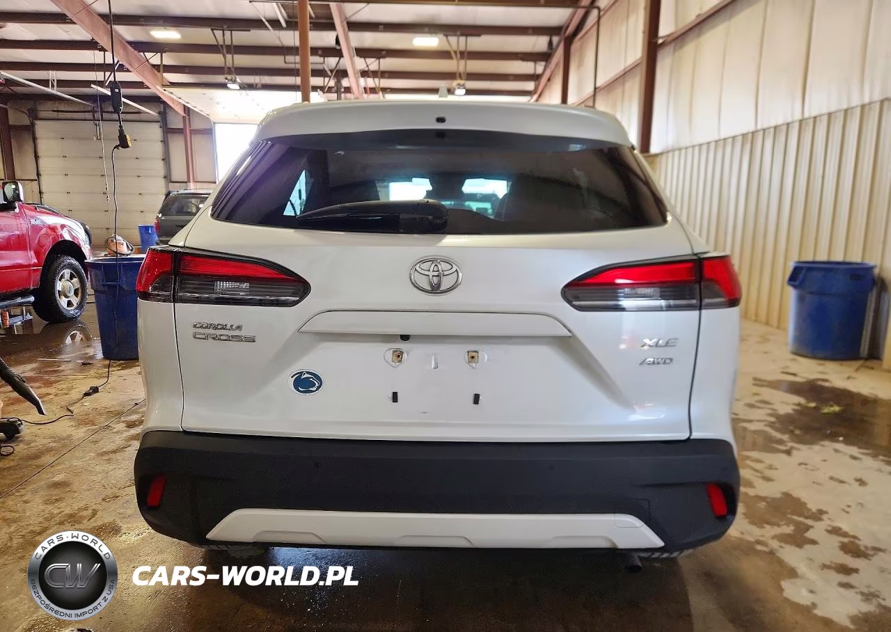 2023 Toyota Corolla Cross Xle VIN:7MUDAABG4PV050587 - 6