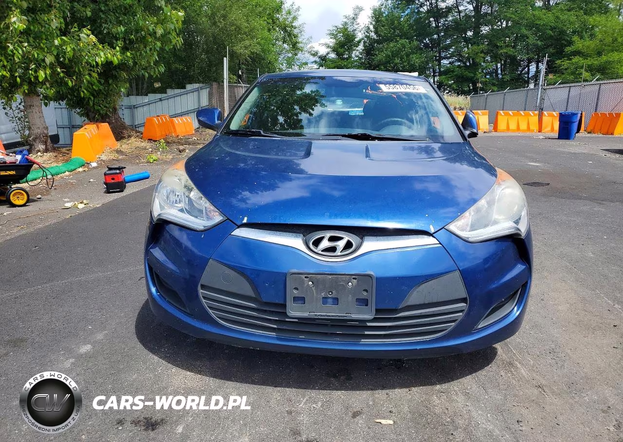 2016 Hyundai Veloster Base VIN:KMHTC6AD4GU274325 - 5