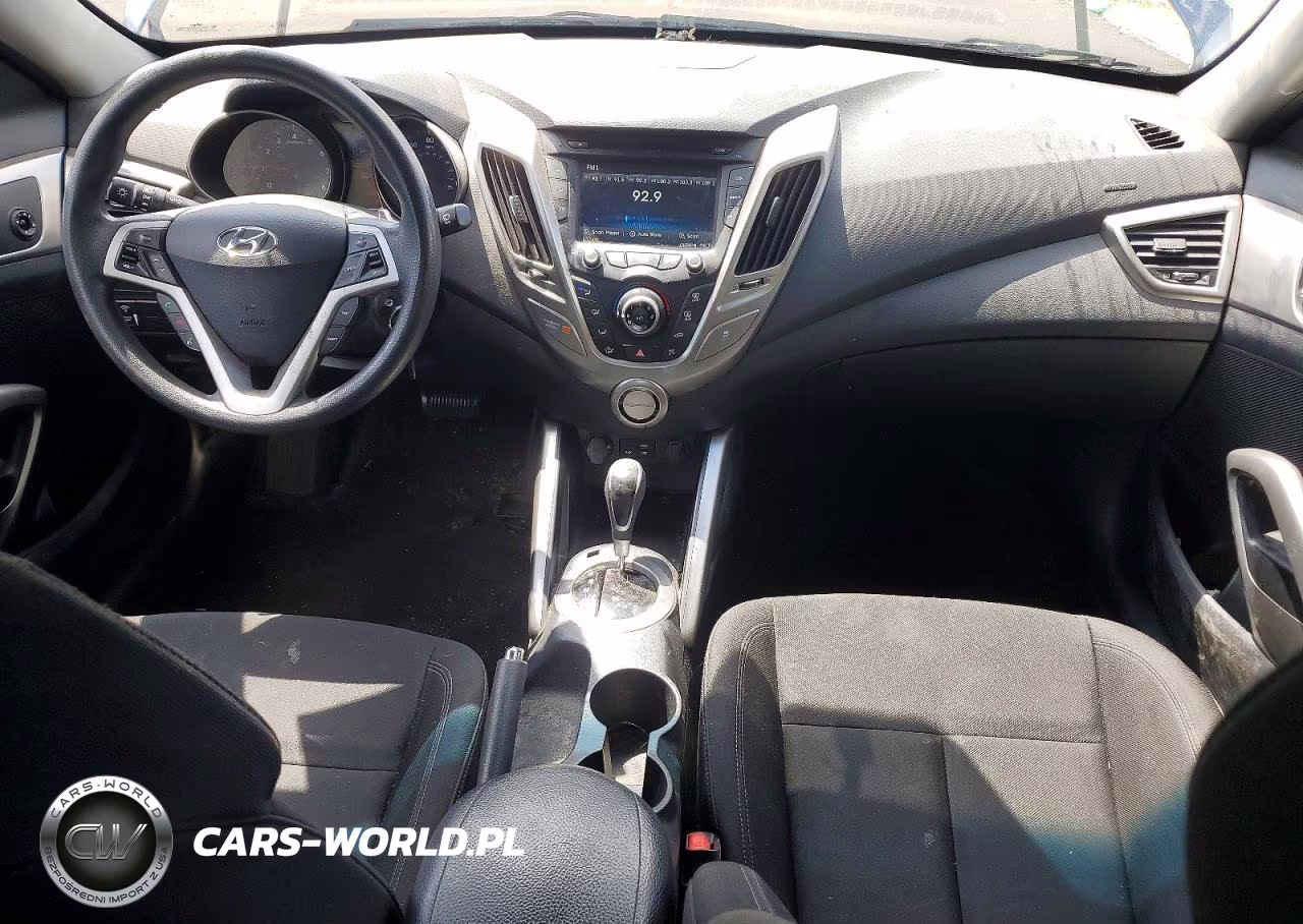 2016 Hyundai Veloster Base VIN:KMHTC6AD4GU274325 - 8