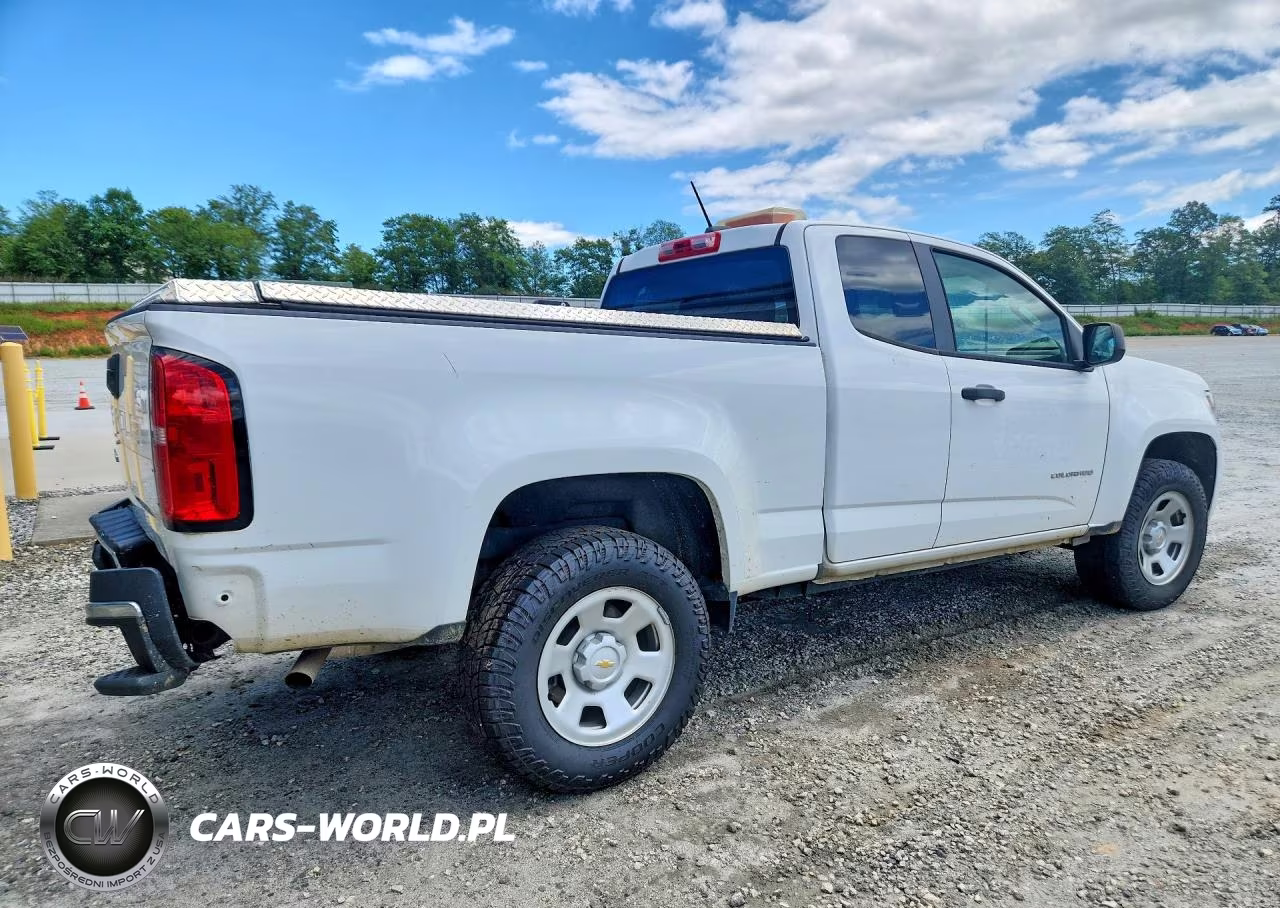 2021 Chevrolet Colorado VIN:1GCHSBEA0M1168098 - 3