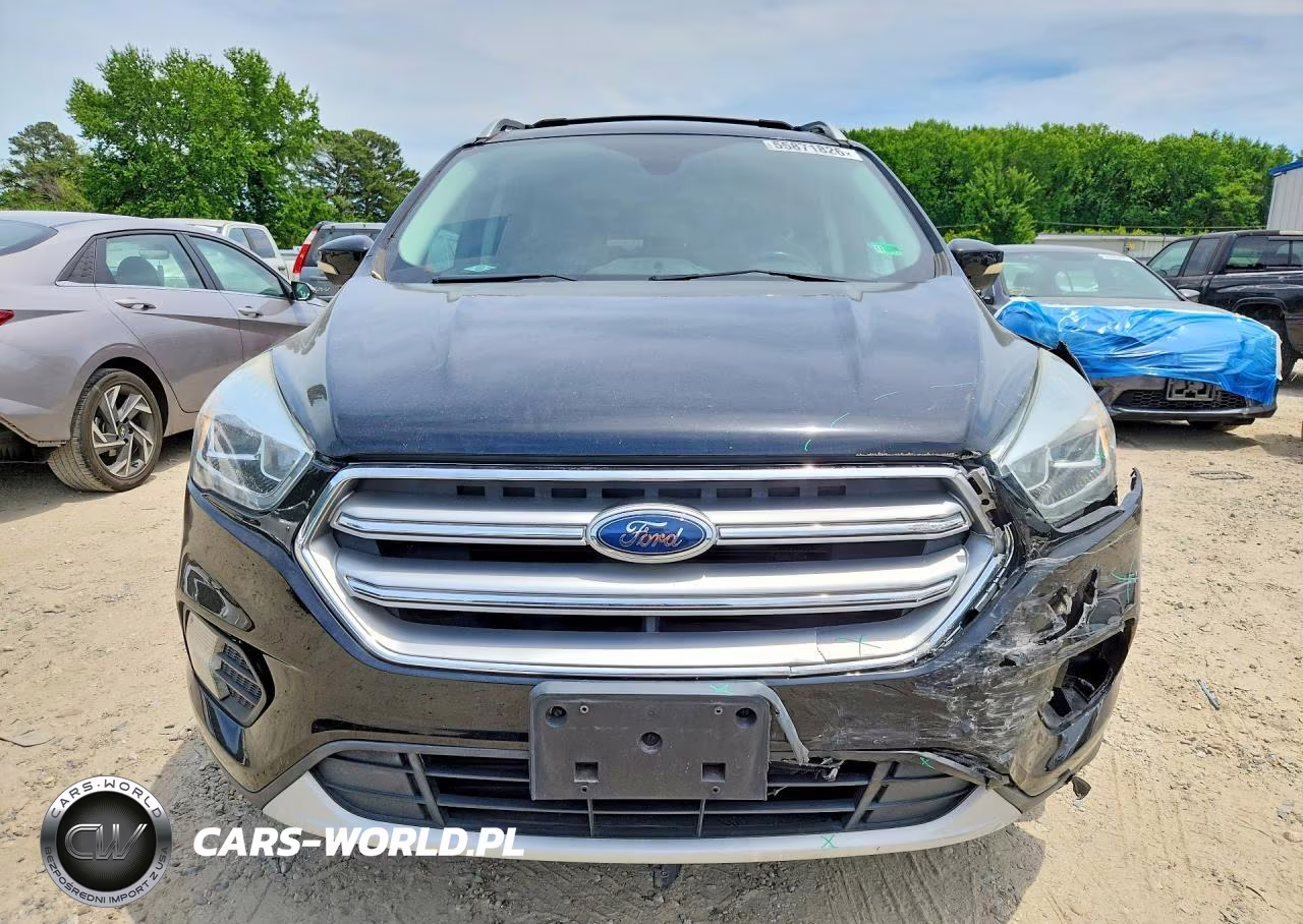 2017 Ford Escape Titanium VIN:1FMCU9JD4HUC44449 - 5