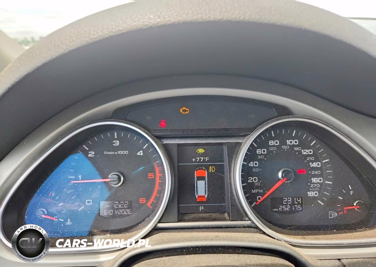 2015 Audi Q7 Tdi Premium Plus VIN:WA1LMAFE2FD023575 - 9
