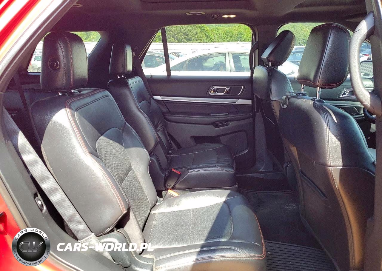 2019 Ford Explorer Sport VIN:1FM5K8GT2KGA08377 - 11