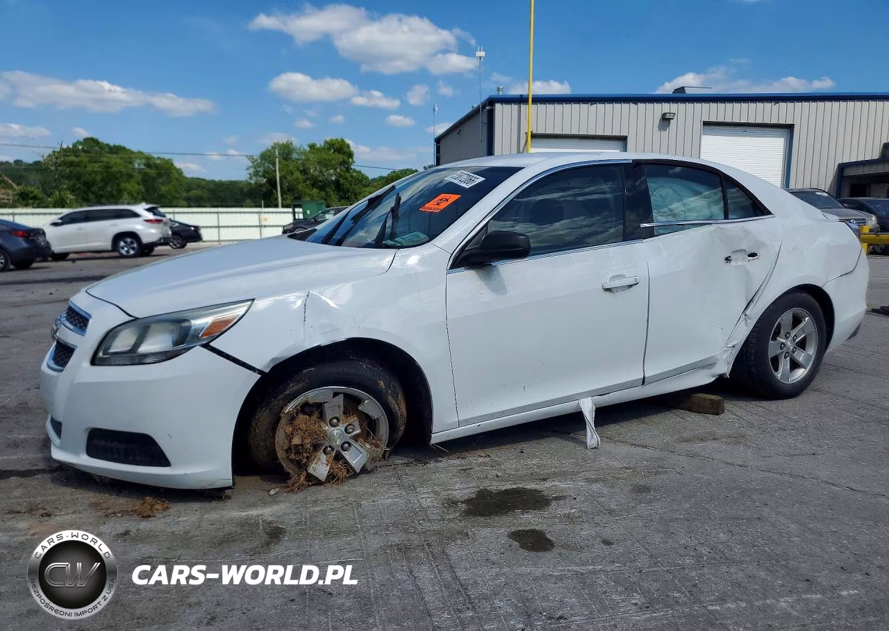 2013 Chevrolet Malibu Ls – zdjęcie 1 z 12
