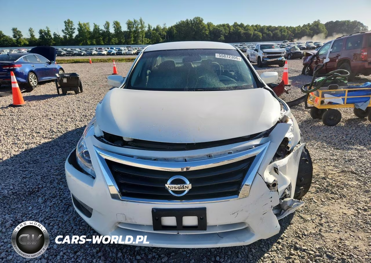 2015 Nissan Altima 2.5 S VIN:1N4AL3AP4FN899052 - 5