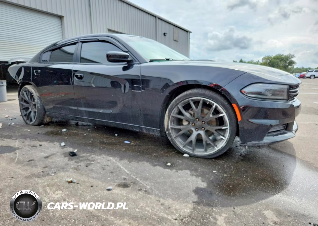 2022 Dodge Charger Sxt VIN:2C3CDXBG2NH133337 - 4
