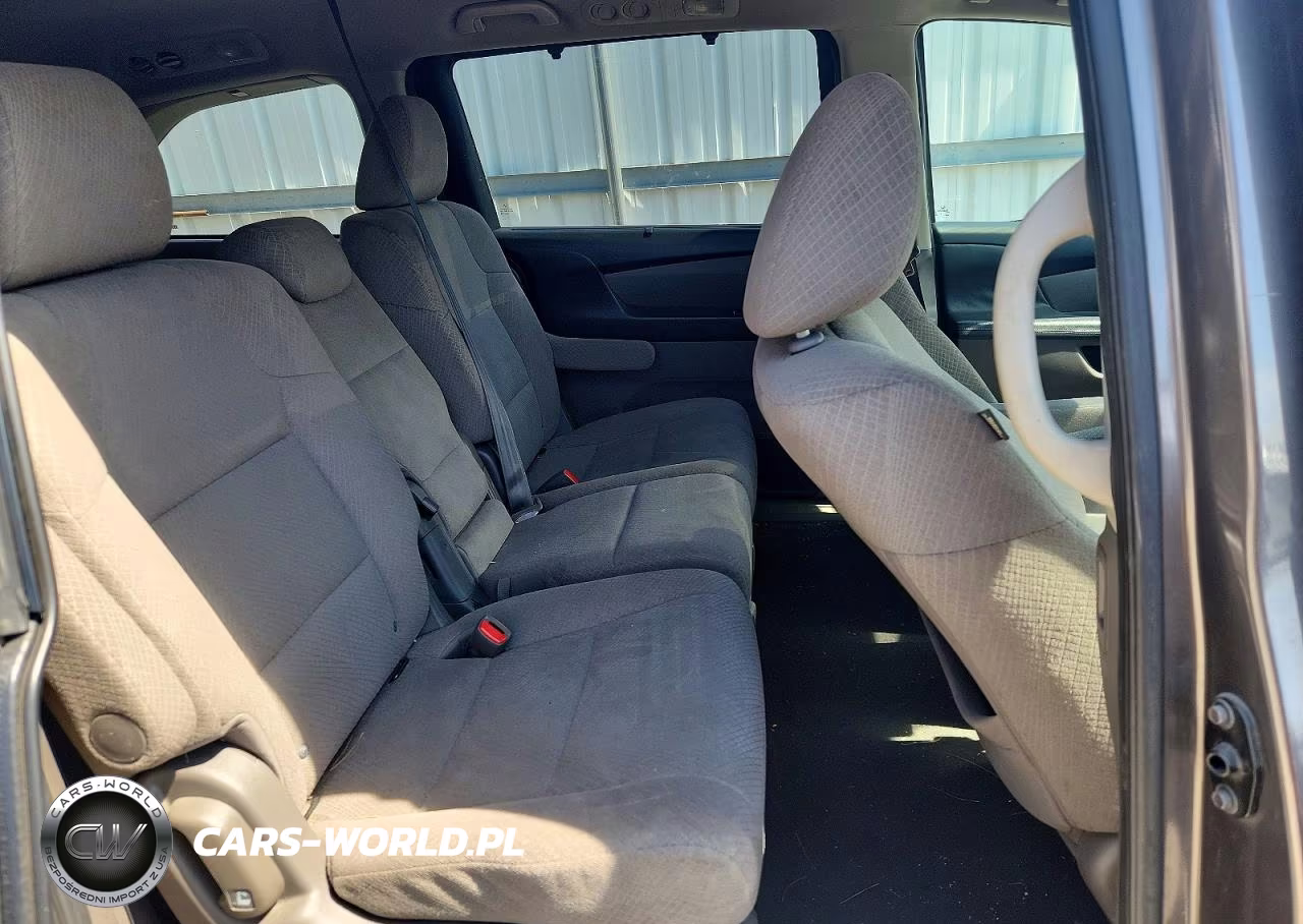 2016 Honda Odyssey Se VIN:5FNRL5H32GB023270 - 11