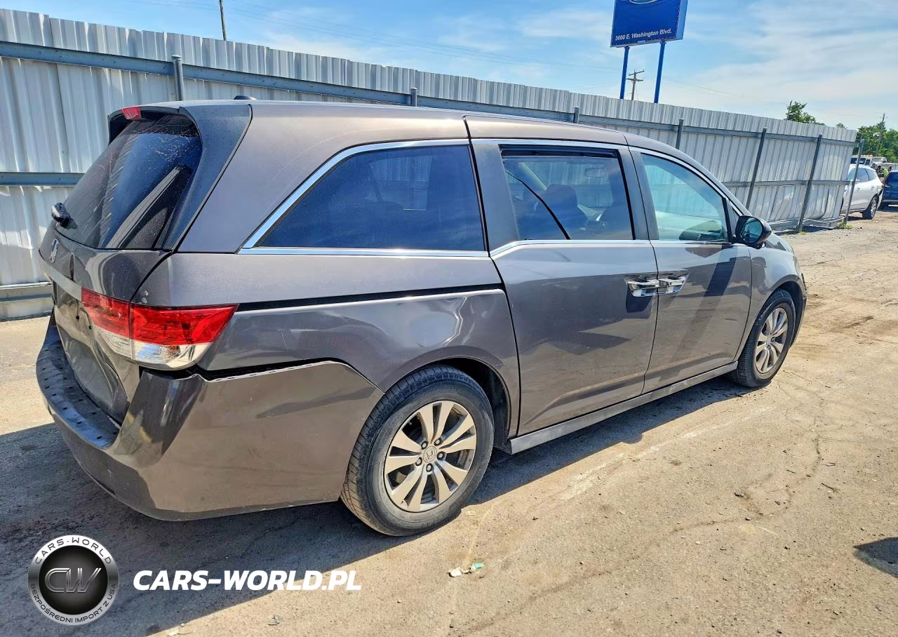 2016 Honda Odyssey Se VIN:5FNRL5H32GB023270 - 3