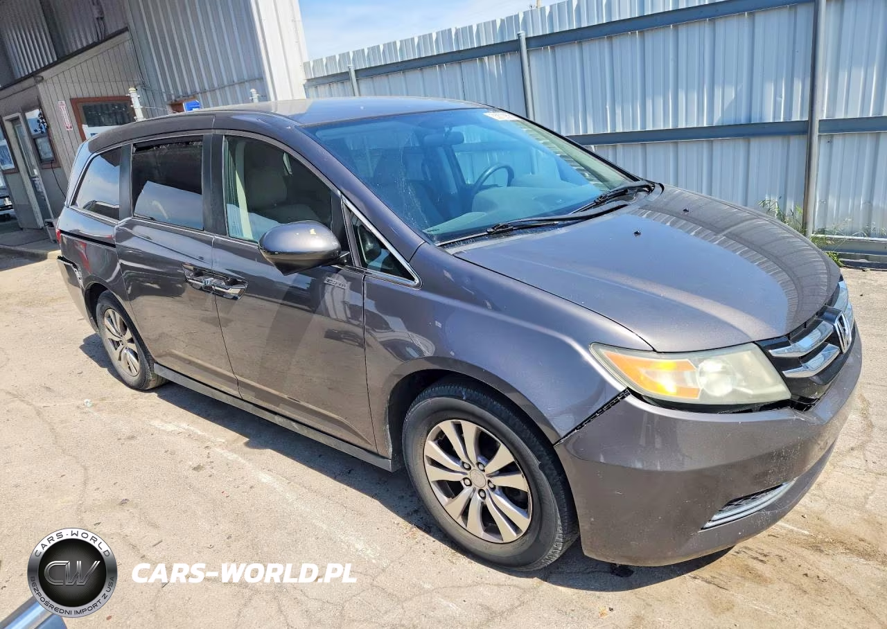 2016 Honda Odyssey Se VIN:5FNRL5H32GB023270 - 4