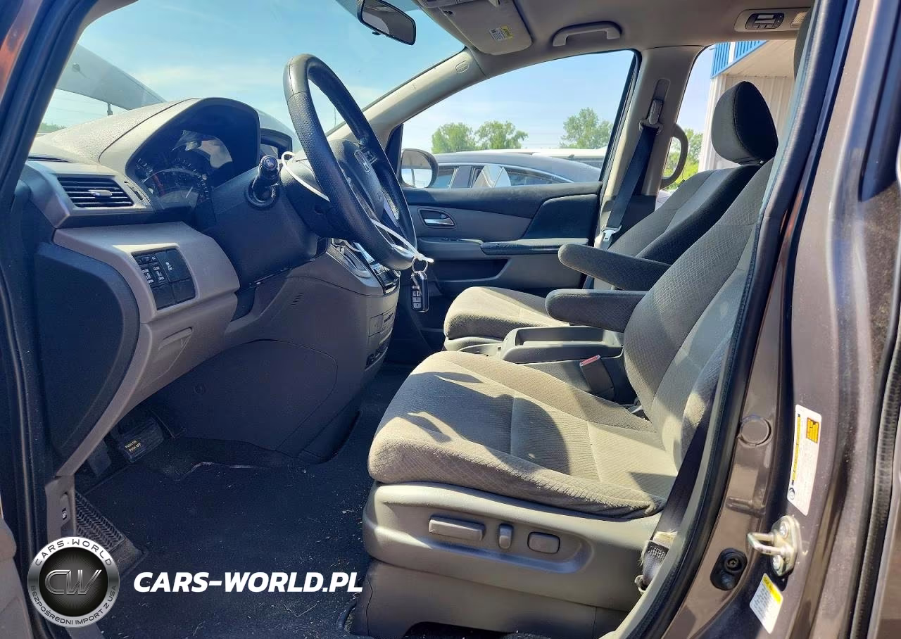 2016 Honda Odyssey Se VIN:5FNRL5H32GB023270 - 7