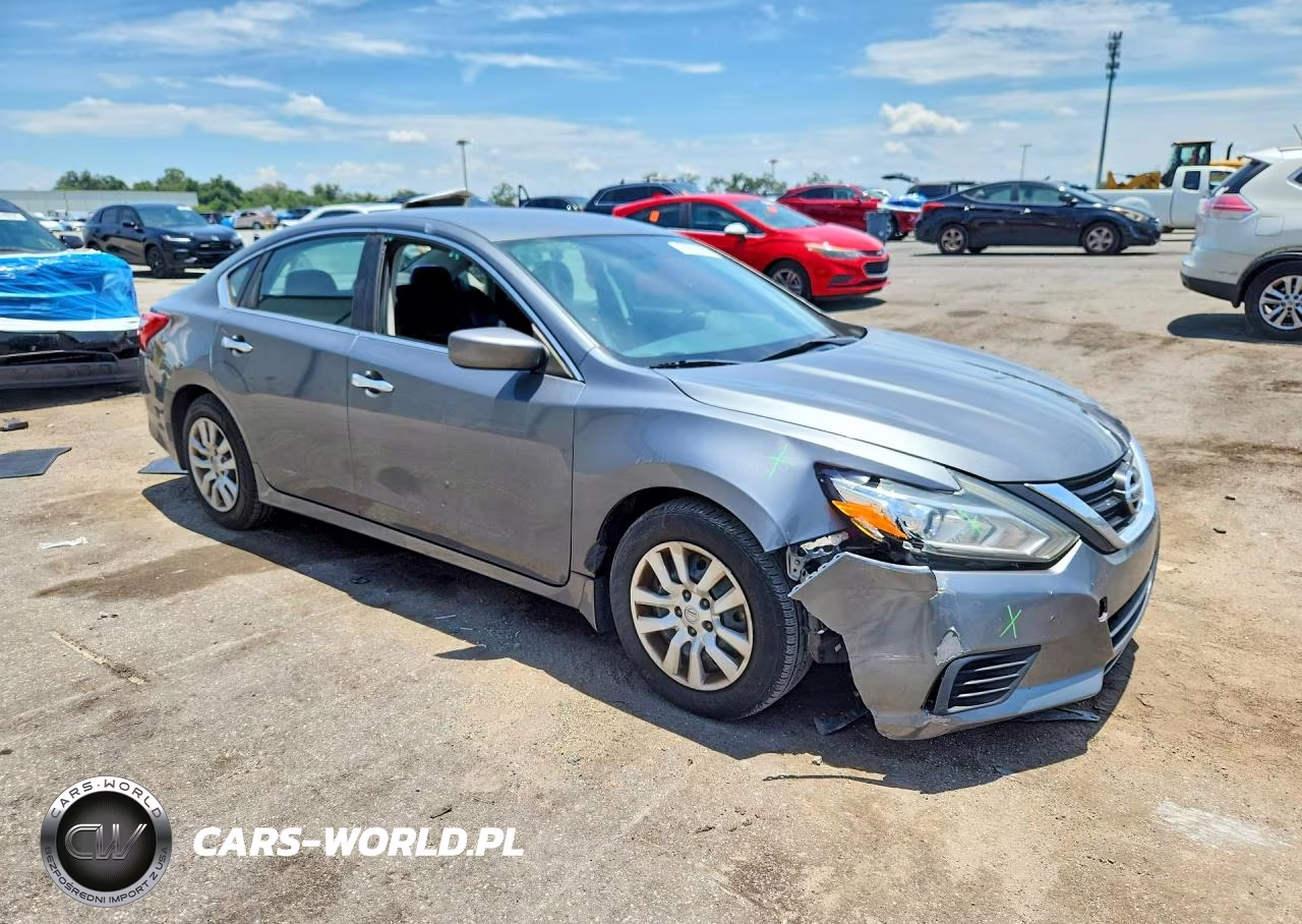 2017 Nissan Altima 2.5 S VIN:1N4AL3AP7HC473869 - 4