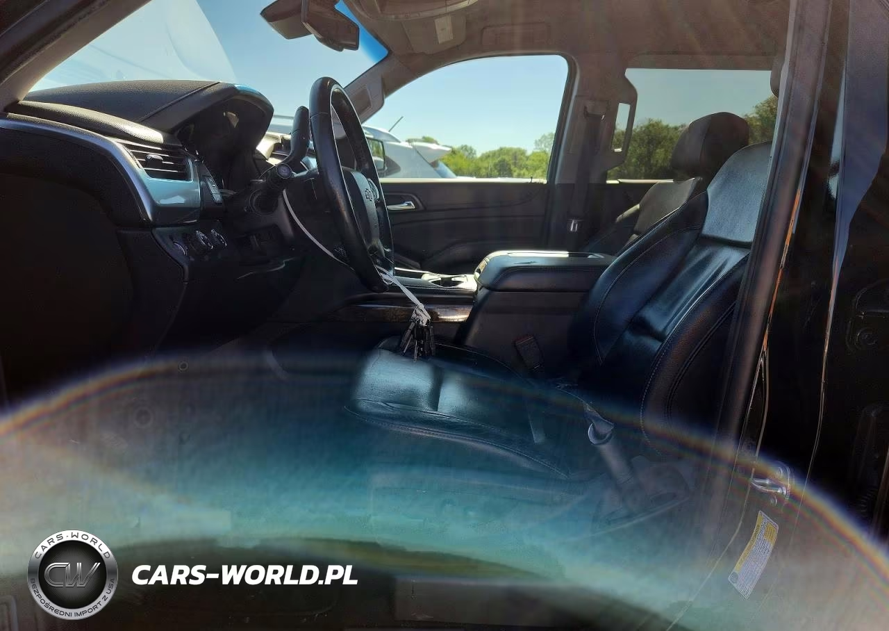 2019 Chevrolet Suburban K1500 Lt VIN:1GNSKHKC0KR186881 - 7