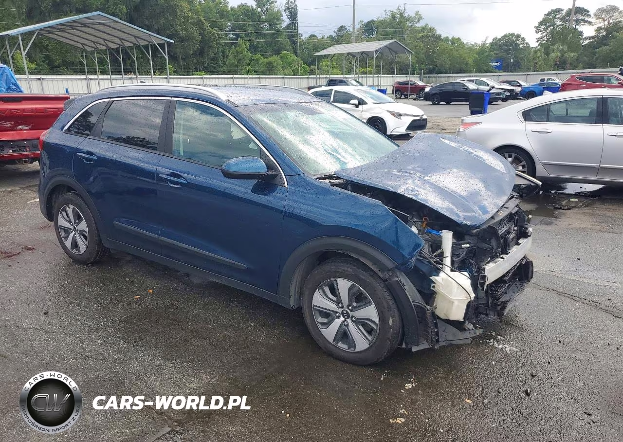 2018 Kia Niro Lx VIN:KNDCB3LC4J5211141 - 4
