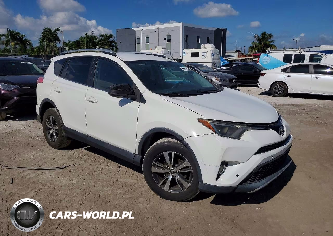 2016 Toyota Rav4 Le VIN:2T3BFREV0GW411694 - 4