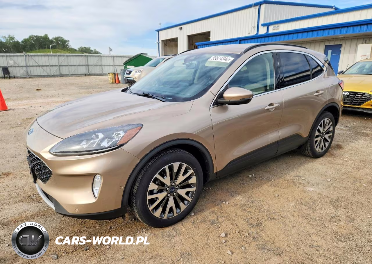 2020 Ford Escape Titanium