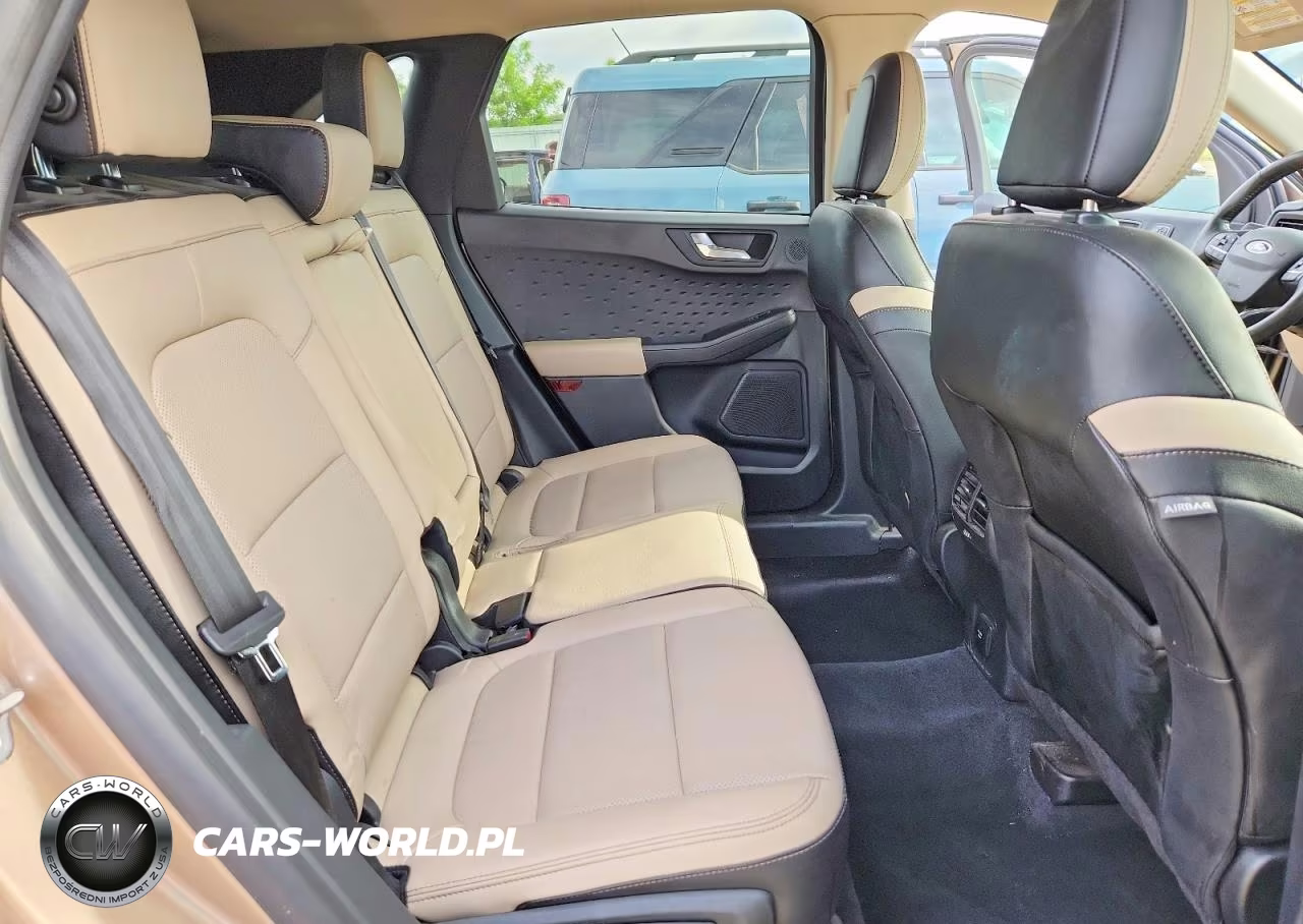 2020 Ford Escape Titanium VIN:1FMCU9J96LUA26677 - 10