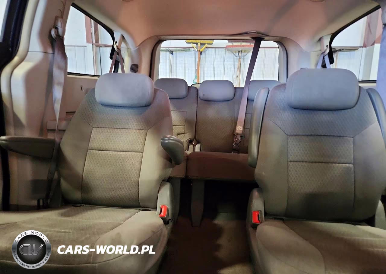 2008 Chrysler Town & Country Lx VIN:2A8HR44H28R607723 - 10