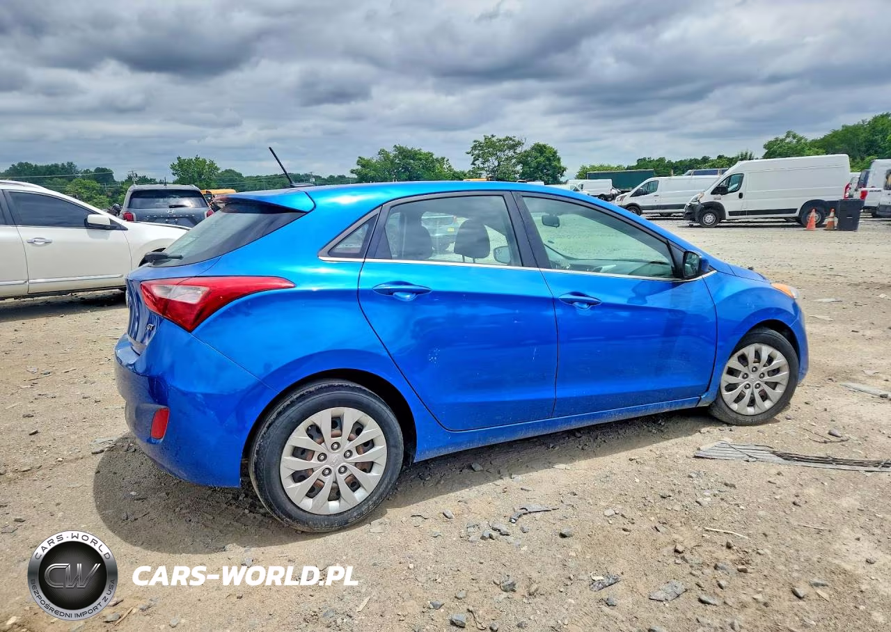 2017 Hyundai Elantra Gt Base VIN:KMHD35LH4HU375932 - 3