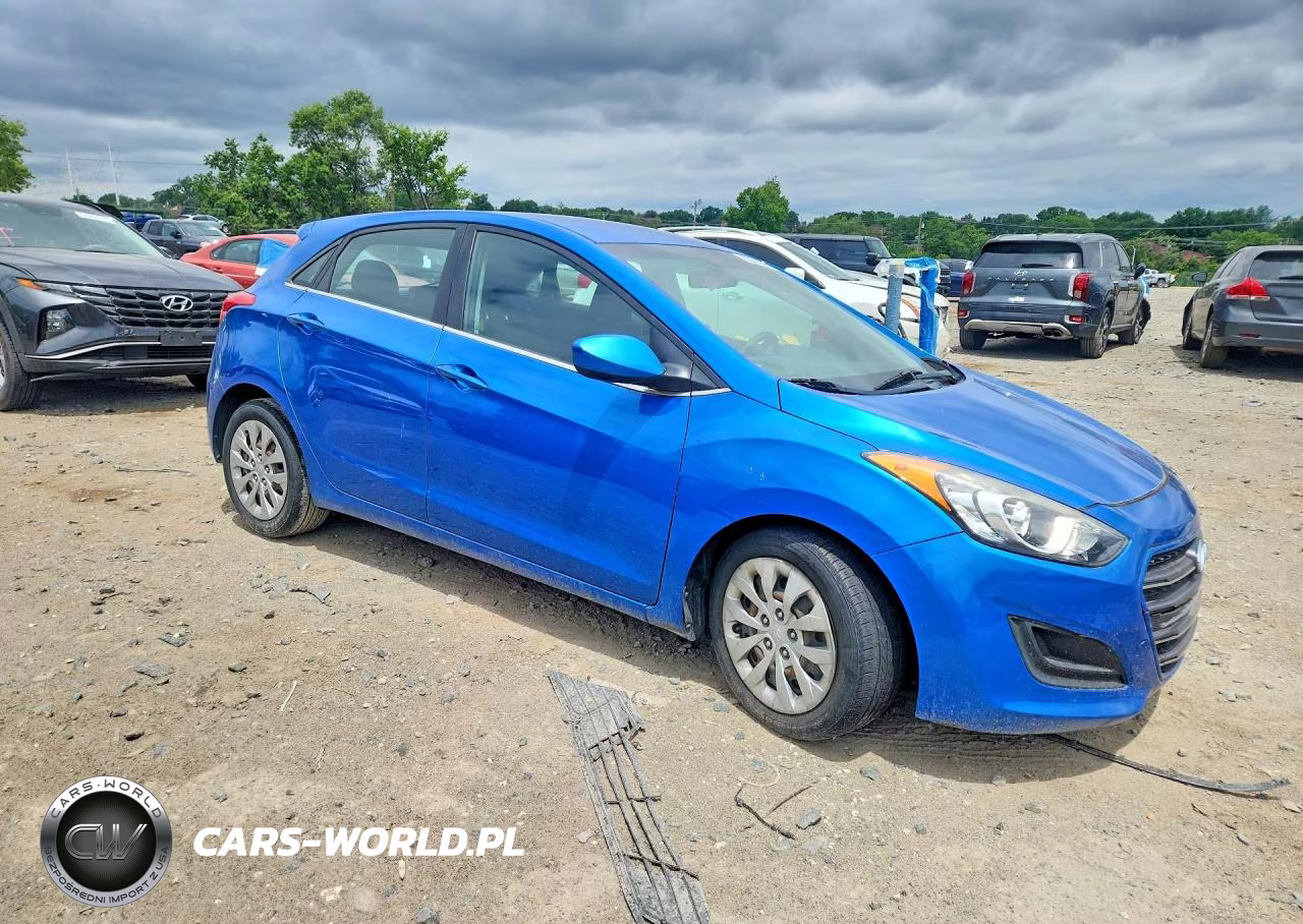 2017 Hyundai Elantra Gt Base VIN:KMHD35LH4HU375932 - 4