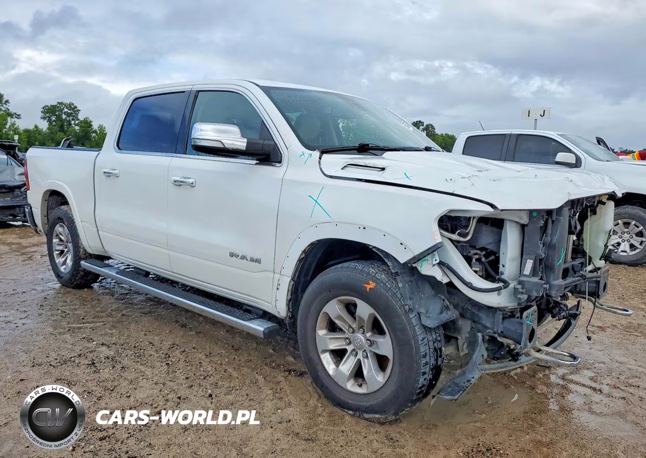 2019 Ram 1500 Laramie VIN:1C6RREJT6KN706020 - 4