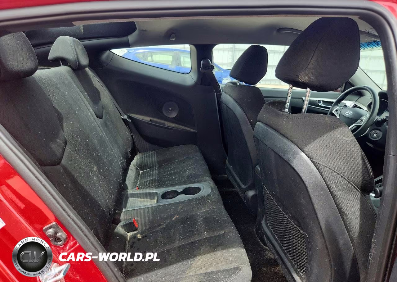 2015 Hyundai Veloster Base VIN:KMHTC6AD4FU245261 - 10