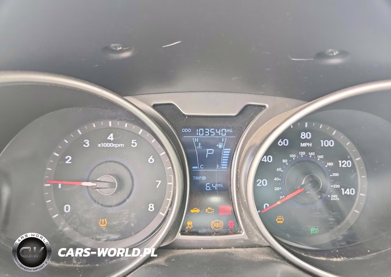 2015 Hyundai Veloster Base VIN:KMHTC6AD4FU245261 - 9