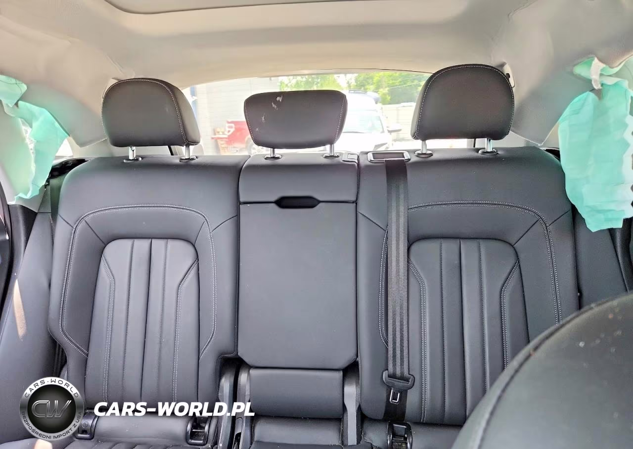 2022 Audi Q5 Premium 40 VIN:WA1ABAFY4N2132881 - 10