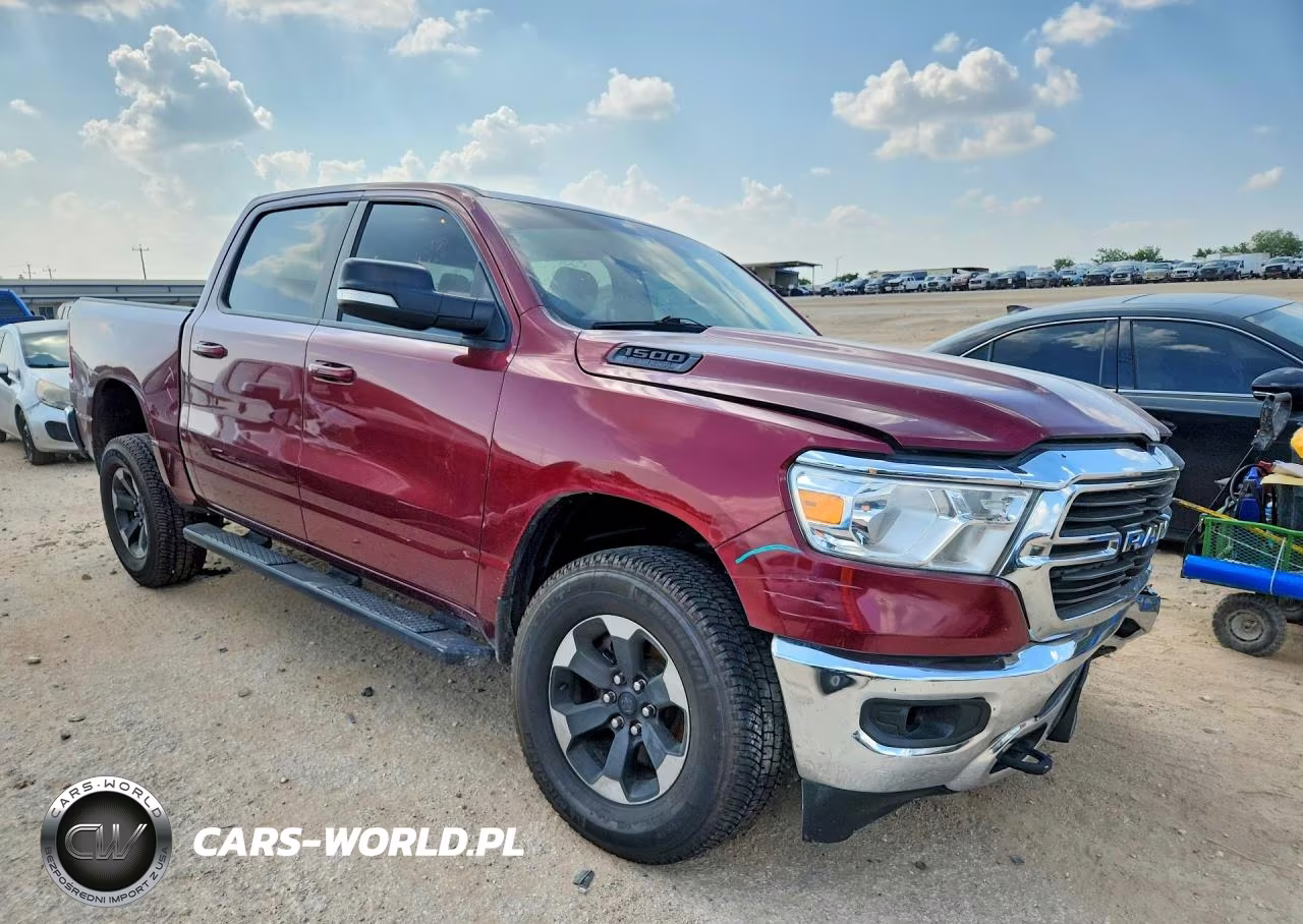 2021 Ram 1500 Big Horn VIN:1C6SRFFT9MN726880 - 4
