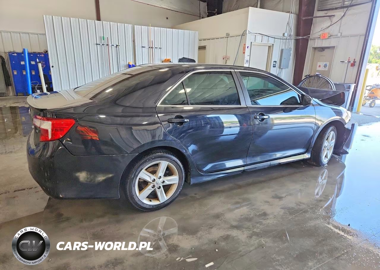 2013 Toyota Camry Se VIN:4T1BF1FK7DU695013 - 3
