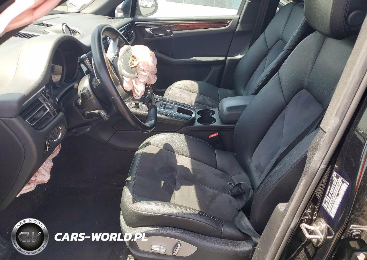 2020 Porsche Macan VIN:WP1AA2A58LLB08214 - 7